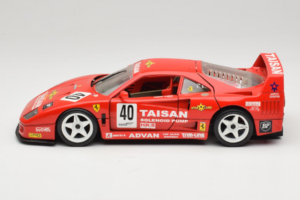 Ferrari F40 #40 T. Ohta / A. Reid Taisan Rot 1987 Bburago 1:18 3022-T1 Metall – Bild 4 von 8