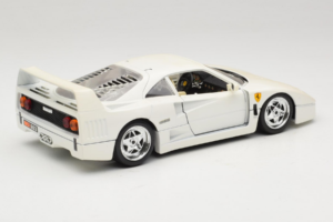 Ferrari F40 Weiss Bburago 1:18 3332-W4 Metall – Bild 3 von 8