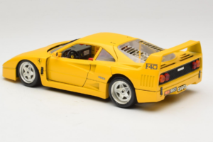 Ferrari F40 Gelb Bburago 1:18 3032-Y1 Metall – Bild 7 von 8