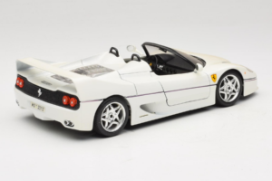 Ferrari F50 Cabriolet Weiss Bburago 1:18 3352-W1 Metall – Bild 3 von 8