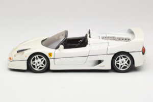 Ferrari F50 Cabriolet Weiss Bburago 1:18 3352-W1 Metall – Bild 4 von 8