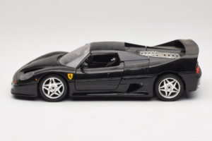 Ferrari F50 Coupe Schwarz Bburago 1:18 3372-B1 Metall – Bild 4 von 8