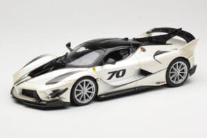Ferrari FXX-K Evo #70 Weiss Bburago 1:18 18-16012 Metall