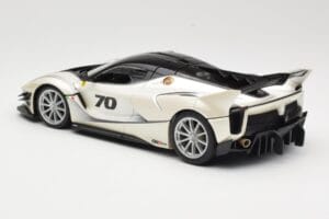 Ferrari FXX-K Evo #70 Weiss Bburago 1:18 18-16012 Metall – Bild 7 von 8