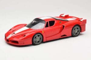 Ferrari FXX Rot Hot Wheels 1:18 310801 Metall