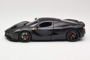 Ferrari LaFerrari F150 Matte Black Bburago 1:18 18-16901BK Metall – Bild 4 von 8