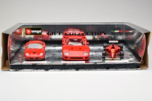 Ferrari Promo Set F40 550 Maranello Scuderia Ferrari F310 F1 1996 Bburago 1:18 FERRARI001 Metall