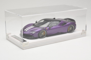 Ferrari SF90 Stradale Novitec Purple Metallic IVY 1:18 REMC021 Resin – Bild 6 von 7