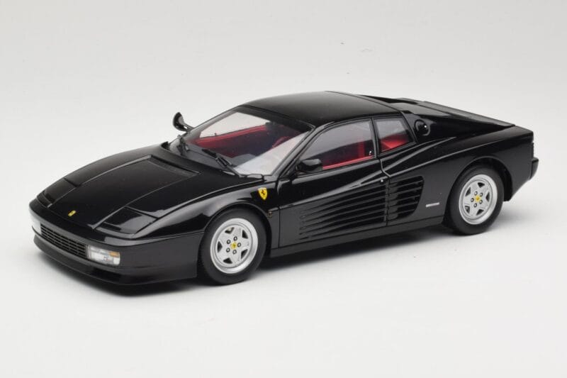 Ferrari Testarossa Schwarz Kyosho 1:18 08425BK Metall