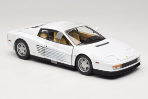 Ferrari Testarossa Weiss Miami Vice Hot Wheels 1:18 P9904 Metall – Bild 4 von 6