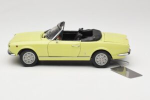 Fiat 124 Spider BS1 Gelb Sun Star 1:18 4921 Metall – Bild 4 von 8