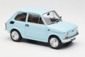 Fiat 126 Hellblau MCG 1:18 MCG18415 Metall – Bild 4 von 6