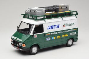 Fiat 242 Alitalia Rally Team Assistance With Trailer 1978 IXO 1:18 18CMC027WX Metall – Bild 2 von 7