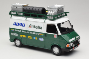 Fiat 242 Alitalia Rally Team Assistance With Trailer 1978 IXO 1:18 18CMC027WX Metall – Bild 5 von 7