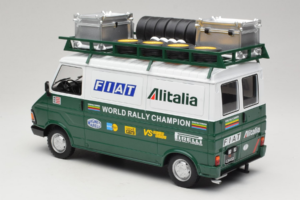 Fiat 242 Alitalia Rally Team Assistance With Trailer 1978 IXO 1:18 18CMC027WX Metall – Bild 6 von 7