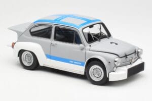 Fiat Abarth 1000 TCR Matt Grau Blaue Streifen AUTOart 1:18 72642 Metall – Bild 6 von 8