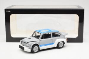 Fiat Abarth 1000 TCR Matt Grau Blaue Streifen AUTOart 1:18 72642 Metall – Bild 8 von 8