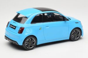 Abarth 500e Blau IXO 1:18 MCG18499 Metall – Bild 2 von 6