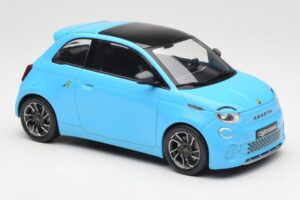 Abarth 500e Blau IXO 1:18 MCG18499 Metall – Bild 4 von 6