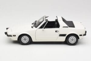 Fiat X1/9 Weiss Minichamps 1:18 100121685 Metall – Bild 4 von 8