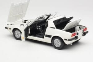 Fiat X1/9 Weiss Minichamps 1:18 100121685 Metall – Bild 5 von 8