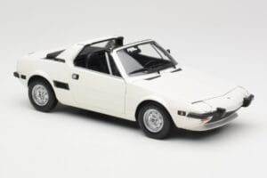 Fiat X1/9 Weiss Minichamps 1:18 100121685 Metall – Bild 6 von 8
