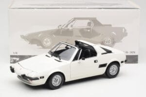 Fiat X1/9 Weiss Minichamps 1:18 100121685 Metall – Bild 8 von 8