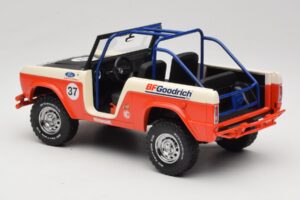Ford Bronco Baja #37 1966 GreenLight 1:18 19037 Metall – Bild 5 von 6