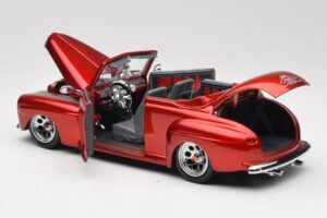 Ford Cabriolet Red Metallic Road Signature 1:18 30028 Metall – Bild 5 von 8