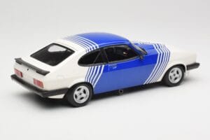Ford Capri Mk2 3.0 Weiss mit Blauen Streifen Minichamps 1:18 155788600 Metall – Bild 2 von 6