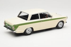 Ford Cortina Lotus White & Green Stripe MCG 1:18 MCG18434 Metall – Bild 2 von 6