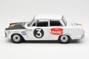Ford Cortina Mk1 #3 P. Hughes / B. Young African Safari Rally 1964 AUTOart 1:18 86428 Metall – Bild 4 von 8