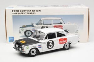 Ford Cortina Mk1 #3 P. Hughes / B. Young African Safari Rally 1964 AUTOart 1:18 86428 Metall – Bild 8 von 8