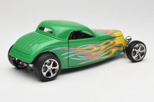 Ford Coupe Grün mit Feuer Road Signature 1:18 30109 Metall – Bild 3 von 8