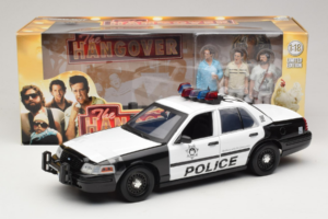Ford Crown Victoria Police Interceptor The Hangover Movie Greenlight 1:18 12911 Metall – Bild 6 von 6