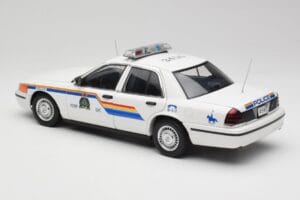 Ford Crown Victoria RCMP Police Car AUTOart 1:18 72706 Metall – Bild 7 von 8