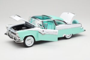 Ford Crown Victoria Seafoam Grün & Weiss Road Legends 1:18 92138 Metall – Bild 2 von 7