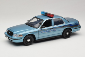 Ford Crown Victoria Police Cruiser Twilight Blue Greenlight 1:18 1643 Metall