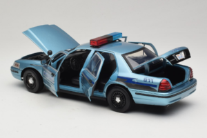 Ford Crown Victoria Police Cruiser Twilight Blue Greenlight 1:18 1643 Metall – Bild 5 von 8