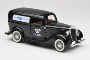 Ford Delivery Truck Ford Parts Schwarz Solido 1:18 8417 Metall – Bild 6 von 8