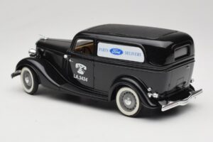 Ford Delivery Truck Ford Parts Schwarz Solido 1:18 8417 Metall – Bild 7 von 8