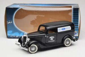Ford Delivery Truck Ford Parts Schwarz Solido 1:18 8417 Metall – Bild 8 von 8