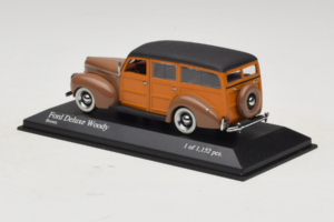Ford DeLuxe Woody Station Wagon Braun Minichamps 1:43 400082111 Metall – Bild 3 von 4