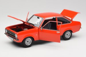 Ford Escort Mk2 Signal Orange Minichamps 1:18 150084100 Metall – Bild 2 von 8