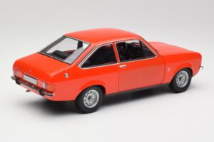 Ford Escort Mk2 Signal Orange Minichamps 1:18 150084100 Metall – Bild 3 von 8