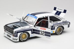 Ford Escort II RS1800 #32 K. Ludwig Nürburgring Winner 1976 Minichamps 1:18 100768432 Metall – Bild 2 von 8