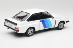 Ford Escort Mk2 RS 2000 X-Pack Diamond Weiss & Blau Decor MCG 1:18 MCG18351 Metall – Bild 2 von 6