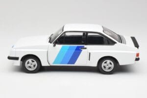 Ford Escort Mk2 RS 2000 X-Pack Diamond Weiss & Blau Decor MCG 1:18 MCG18351 Metall – Bild 3 von 6