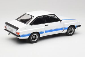 Ford Escort Mk2 RS 2000 X-Pack Diamond Weiss & Blau Stripe MCG 1:18 MCG18350 Metall – Bild 2 von 6