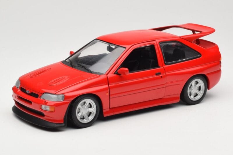 Ford Escort Mk5 RS Cosworth Rot UT Models 1:18 180082102 Metall